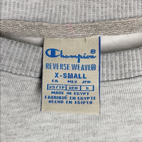 Champion Reverse weave logo appliqué sweatshirt size XS - Picture 8 of 9